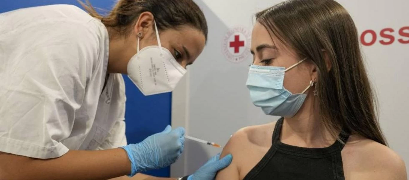 Ξεκινούν οι εμβολιασμό των ανηλίκων! - «Μάλλον θα είναι ασφαλείς αλλά δεν αποκλείουμε τίποτα» λέει η κυβέρνηση